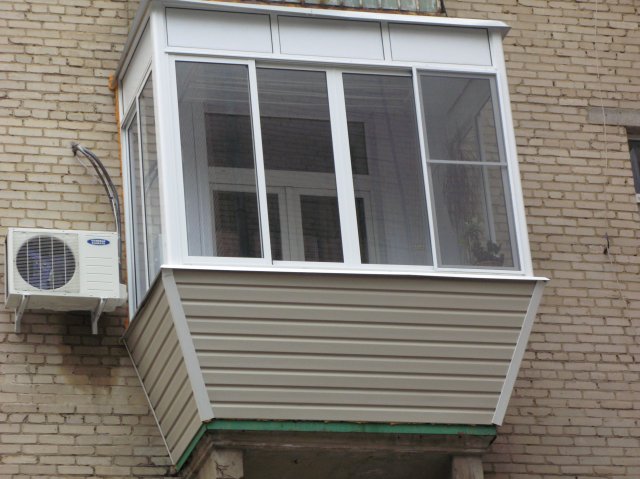 Остекление балконов в хрущевке с выносом по цене от производителя Томилино